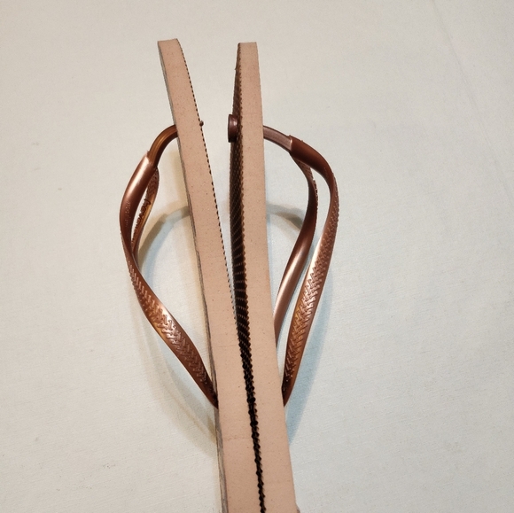 Havaianas Cheetah Print Sandals with Bronze Straps, Sz 11, EUC - Picture 7 of 11